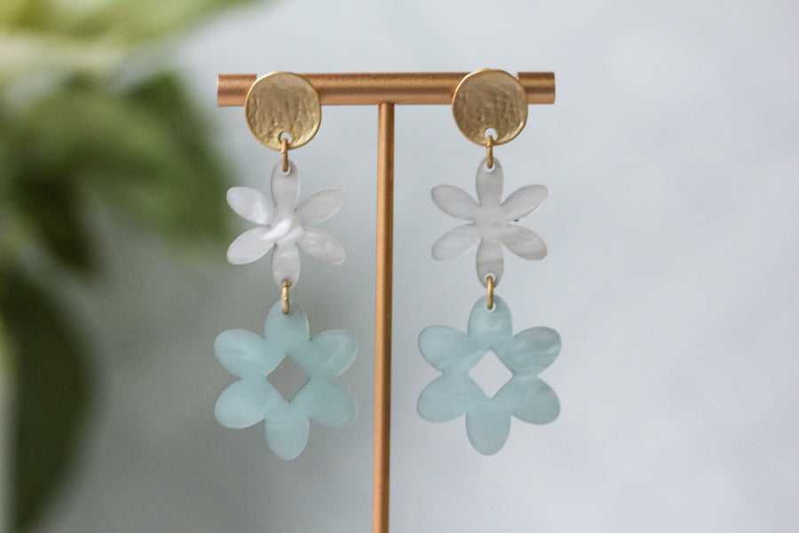 Wondermint Goods - Flower Power Earrings