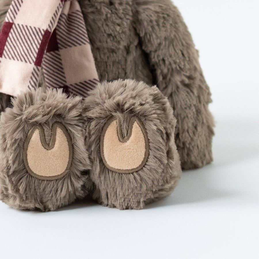 Slumberkins Inc. - Holiday Essentials Gift Set: Moose Kin + Book + Basket