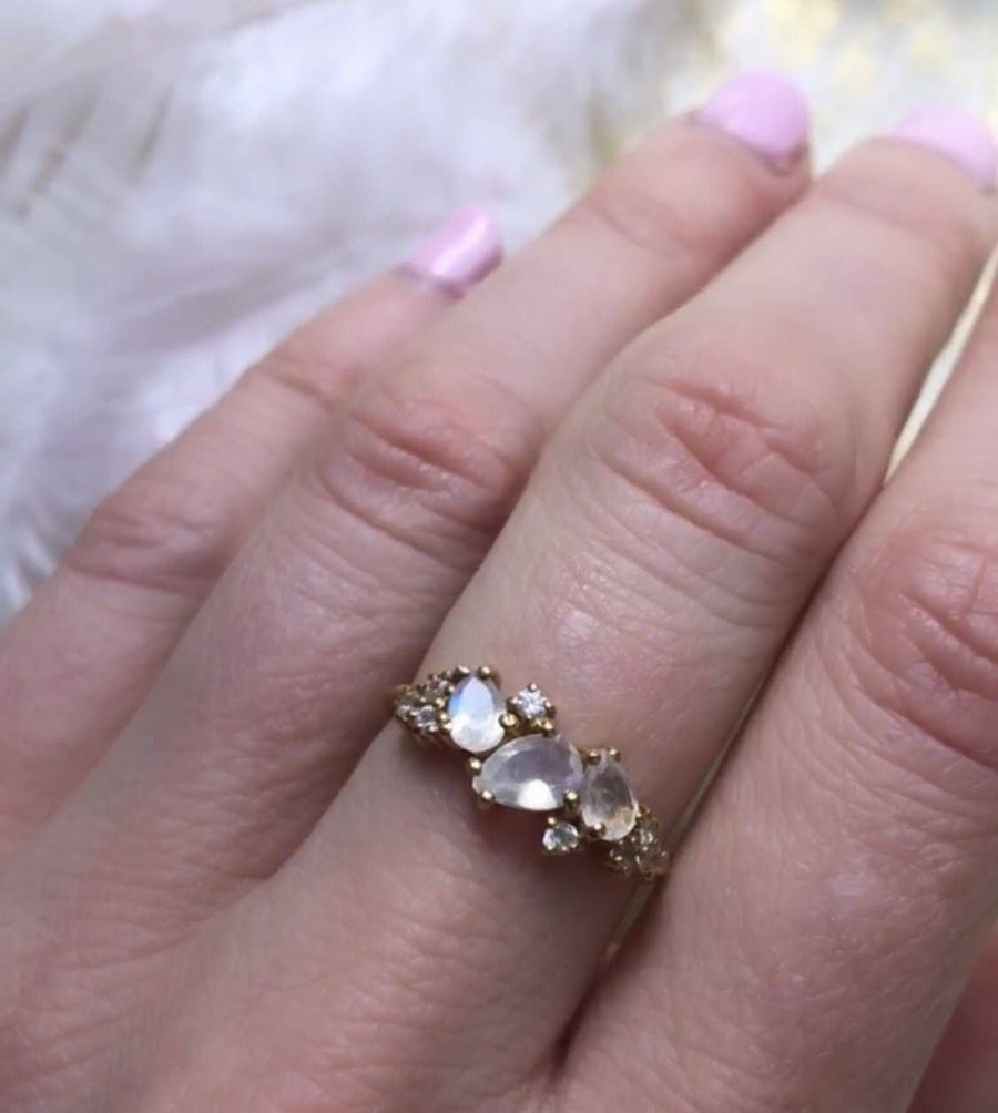 La Kaiser - Rainbow Moonstone & Diamond Midsummer Night's Dream Ring