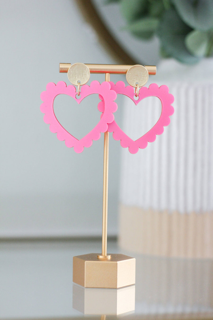 Wondermint Goods - Scalloped Heart