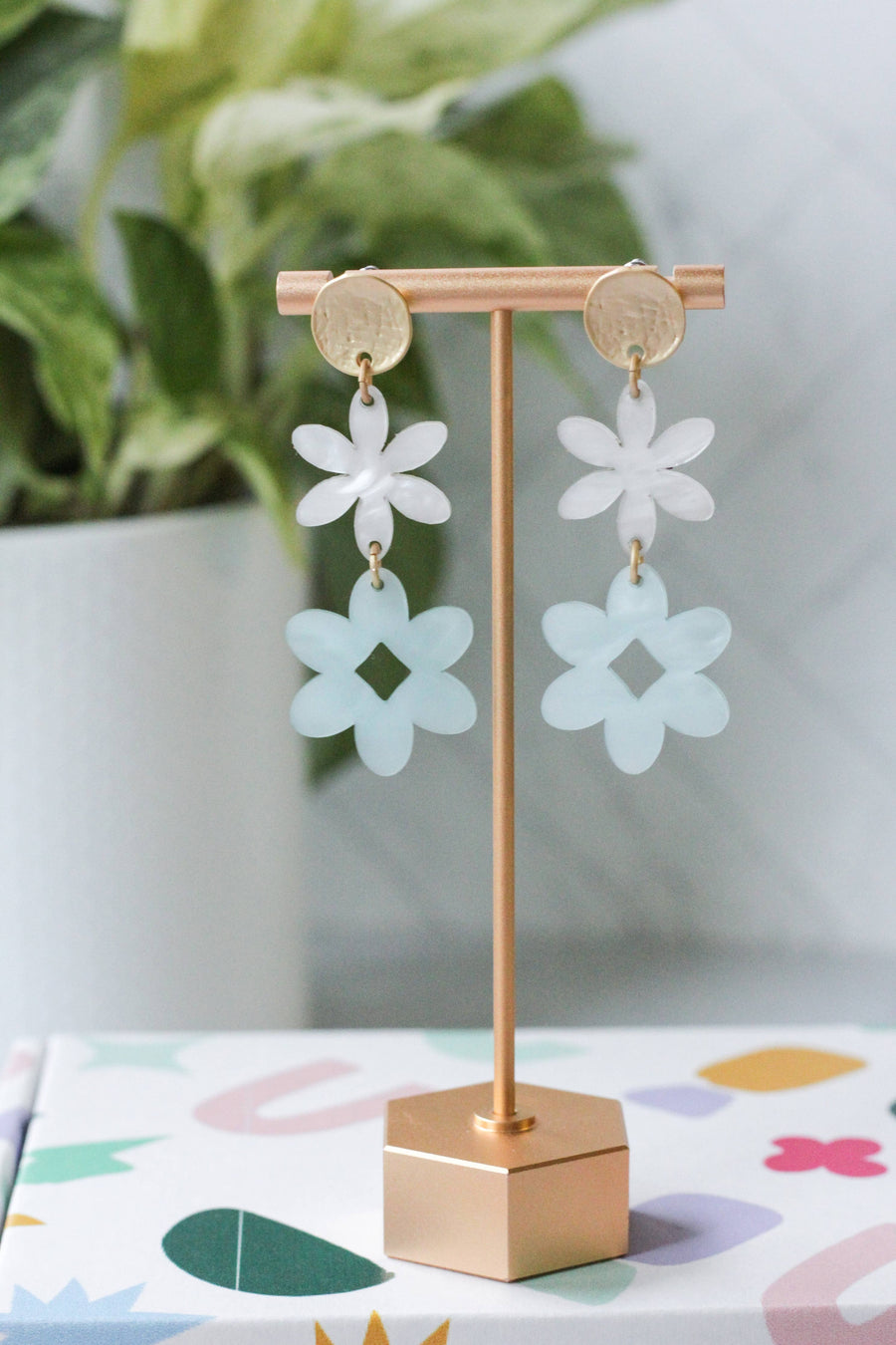 Wondermint Goods - Flower Power Earrings