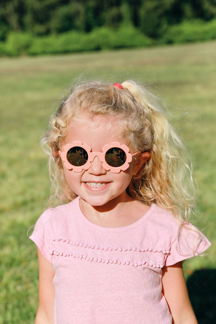 Babiators - Polarized Flower Sunglasses: Ages 6+ / Peachy Keen | Rose Gold Mirrored Lens