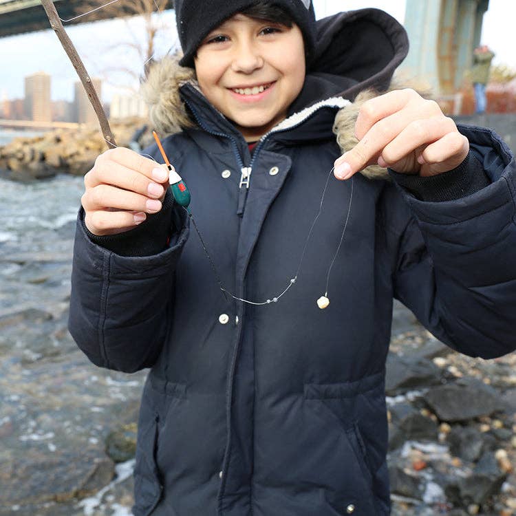 Kikkerland Design Inc - HUCKLEBERRY FISHING KIT