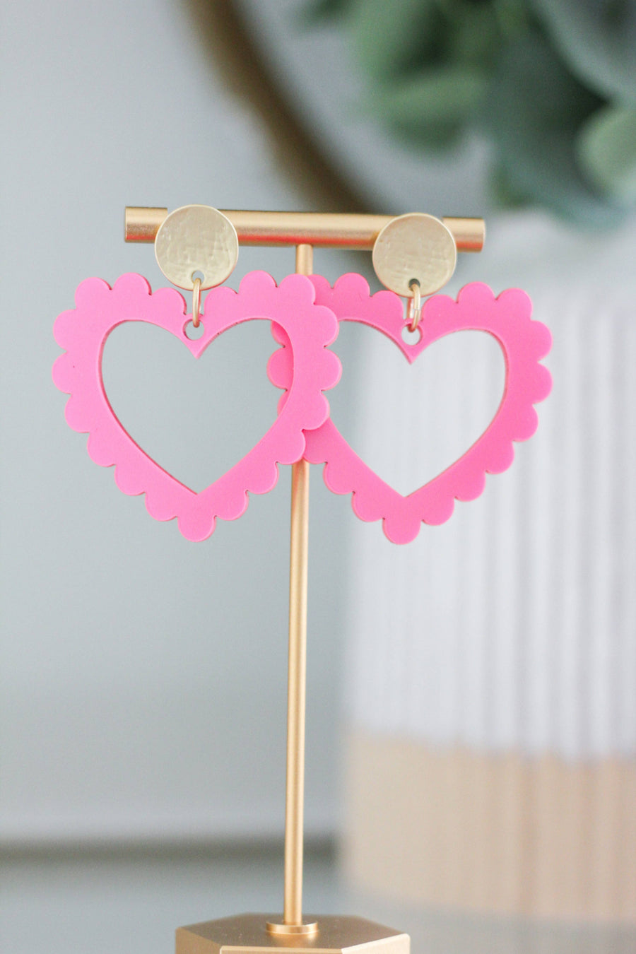 Wondermint Goods - Scalloped Heart