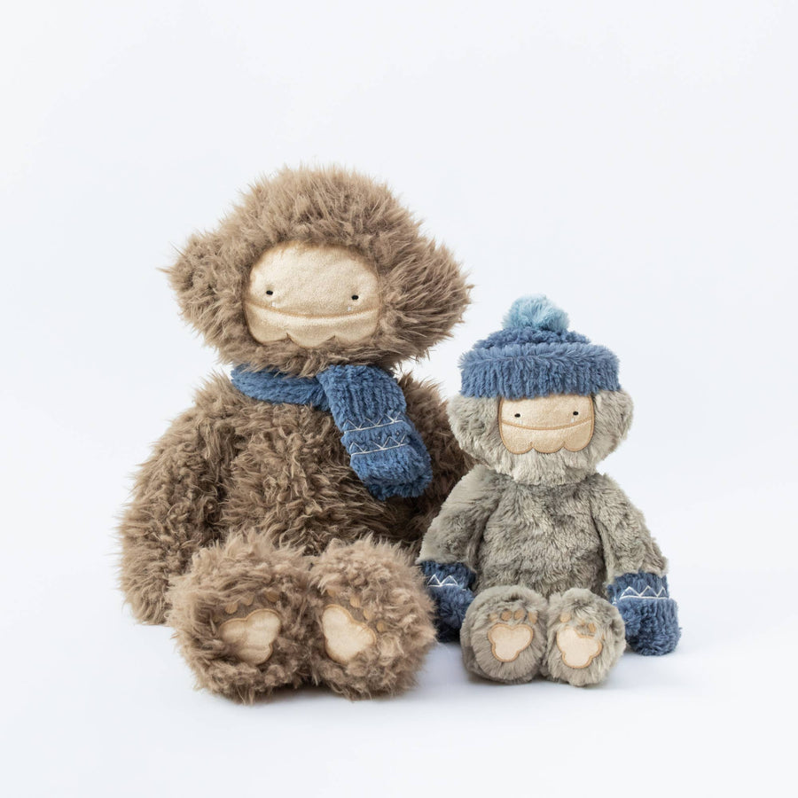 Slumberkins Inc. - Shine Bright XL Bigfoot Kin + Book + Basket