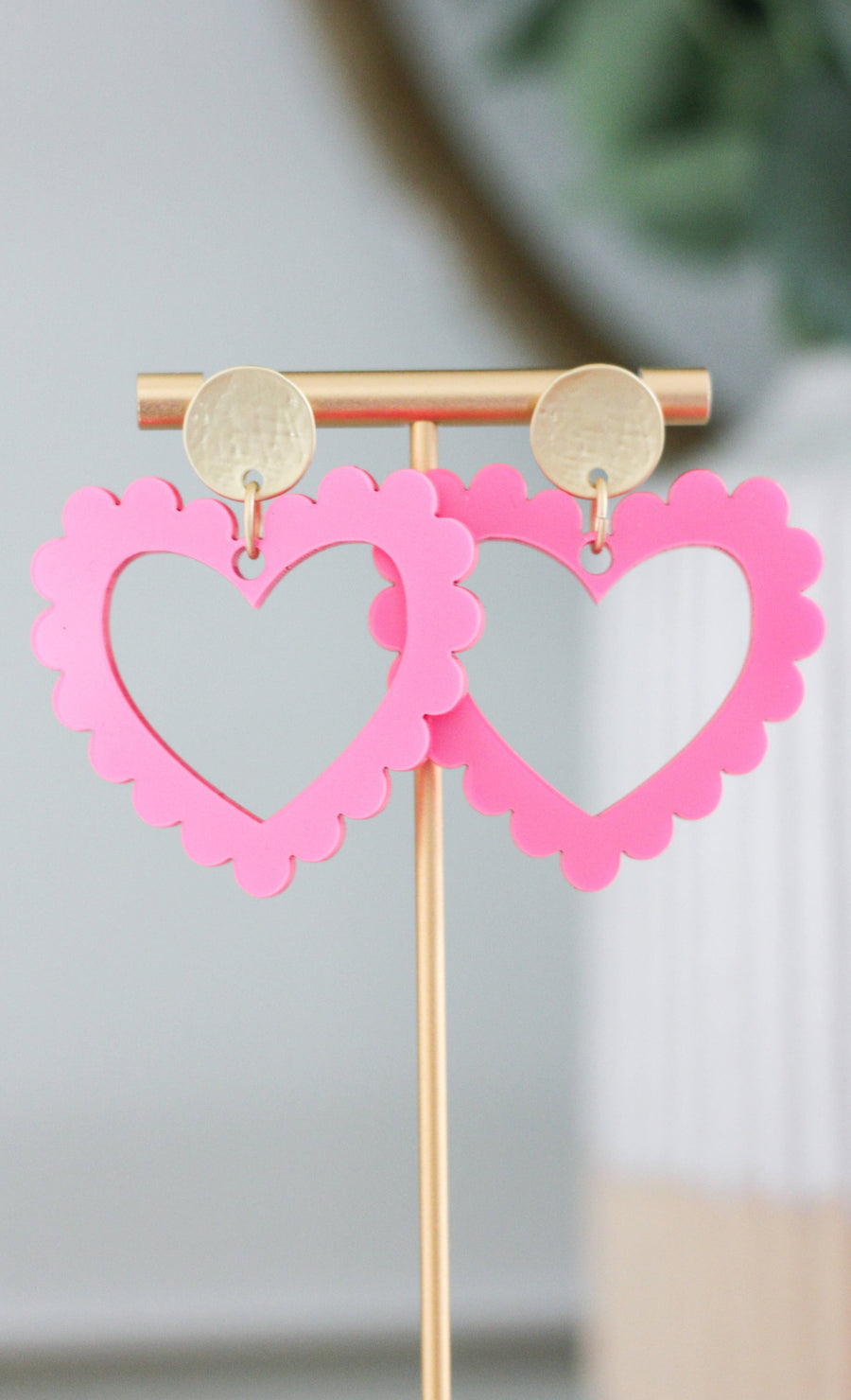 Wondermint Goods - Scalloped Heart