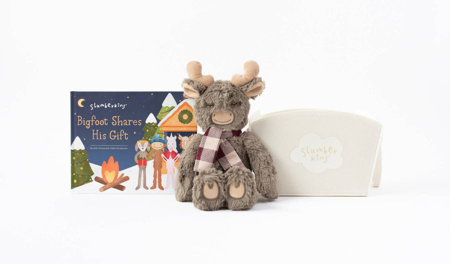 Slumberkins Inc. - Holiday Essentials Gift Set: Moose Kin + Book + Basket